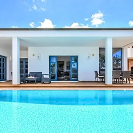 Awesome In With Sauna Ferienhaus Playa Blanca (Lanzarote)